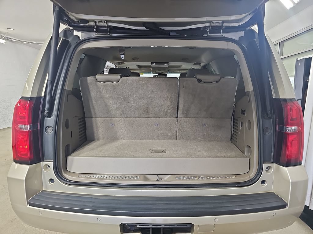Used 2015 Chevrolet Tahoe LT AWD/4WD image 17