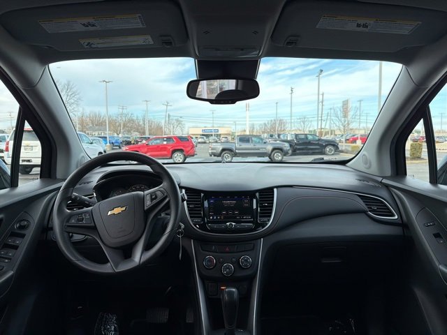Used 2022 Chevrolet Trax LS w/ Tint and Cruise Package image 11