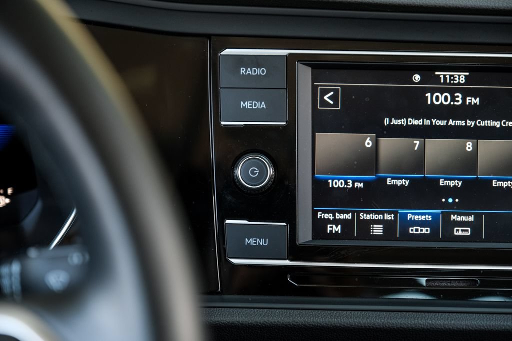 Used 2022 Volkswagen Jetta SE FWD image 37