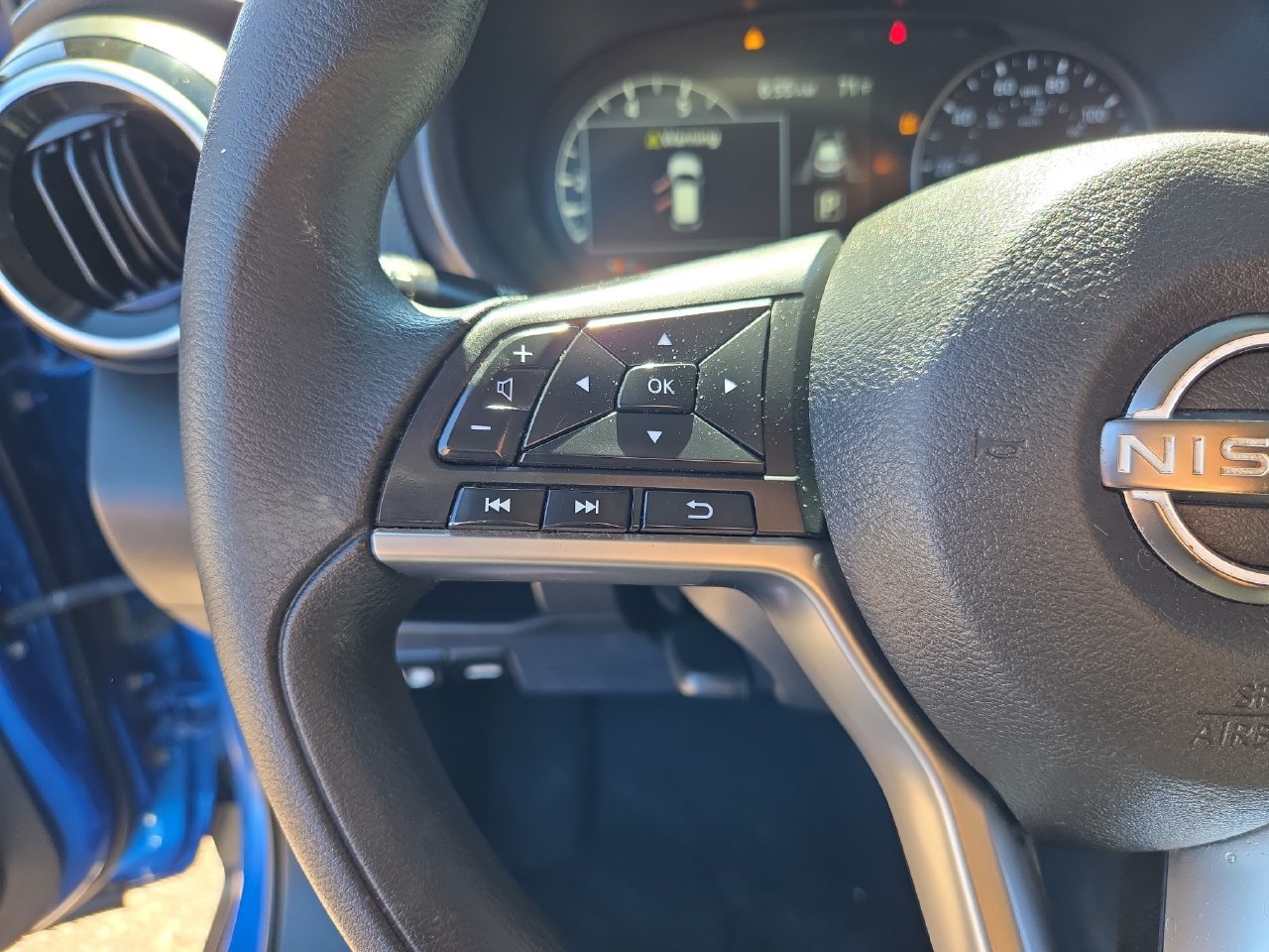 Certified 2022 Nissan Kicks SV FWD image 12