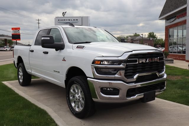 Used 2026 RAM 3500 Big Horn AWD/4WD image 5