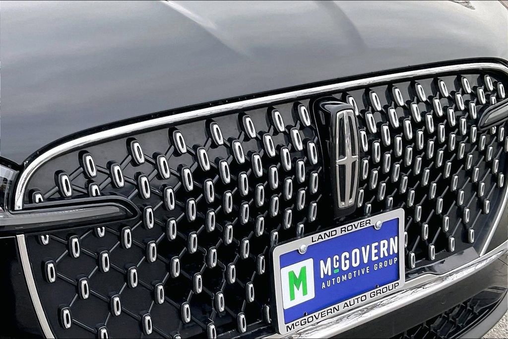 Used 2025 Lincoln Aviator Reserve w/ Illumination Package image 33