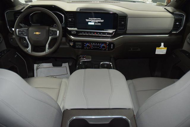 New 2026 Chevrolet Silverado 1500 LTZ w/ LTZ Premium Package image 30