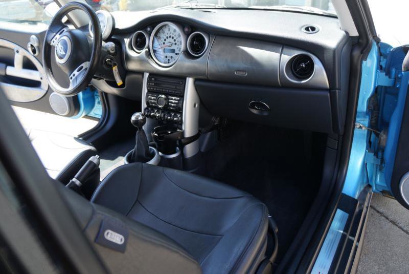 Used 2002 MINI Cooper S image 42