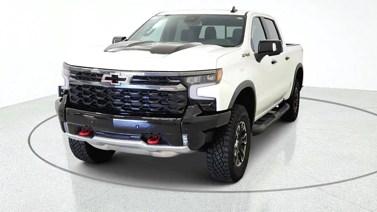 Used 2025 Chevrolet Silverado 1500 ZR2 AWD/4WD image 3