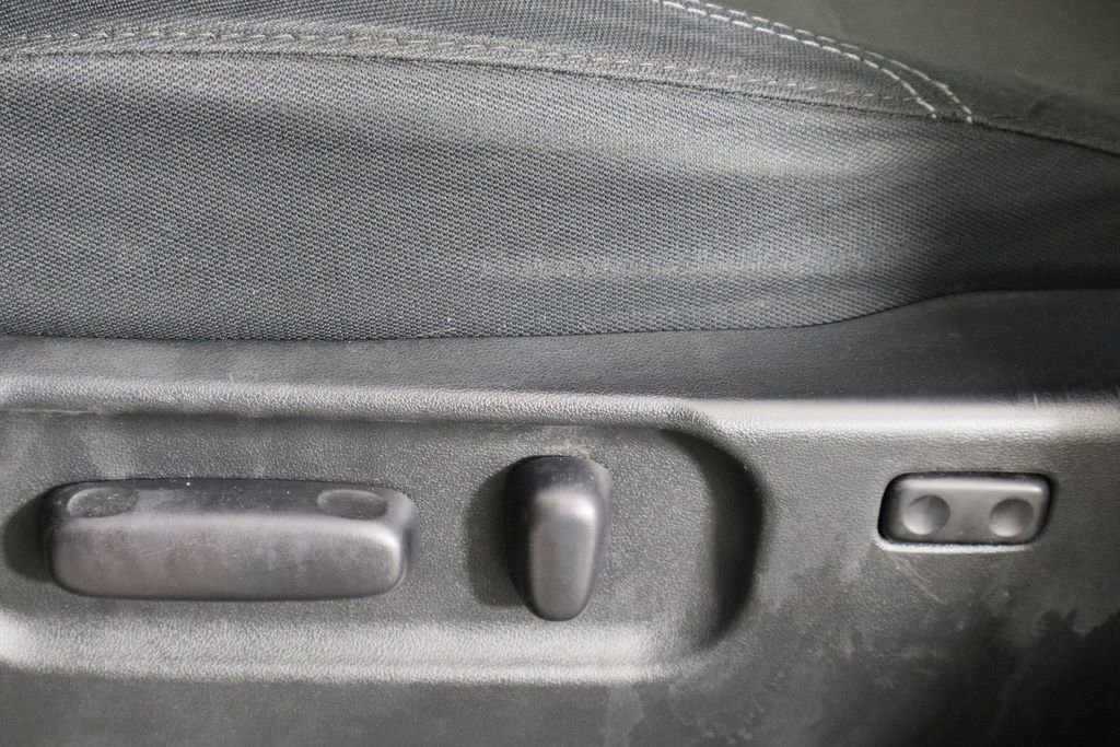 Used 2020 Toyota Tacoma TRD Off-Road image 23