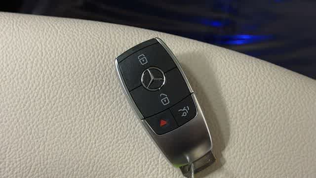 Certified 2026 Mercedes-Benz GLB 250 4MATIC image 38
