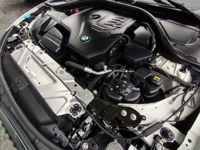 Used 2021 BMW 330i Sedan w/ Driving Assistance Package image 85