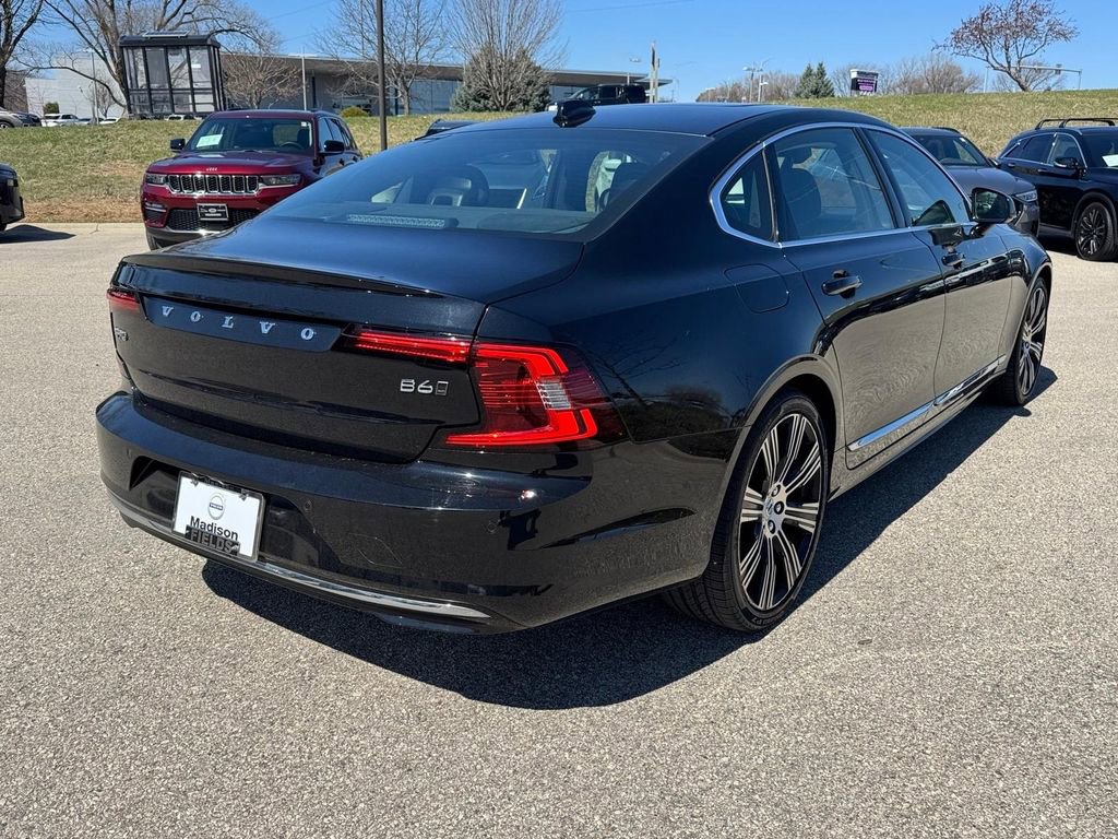 Certified 2023 Volvo S90 B6 Ultimate image 4