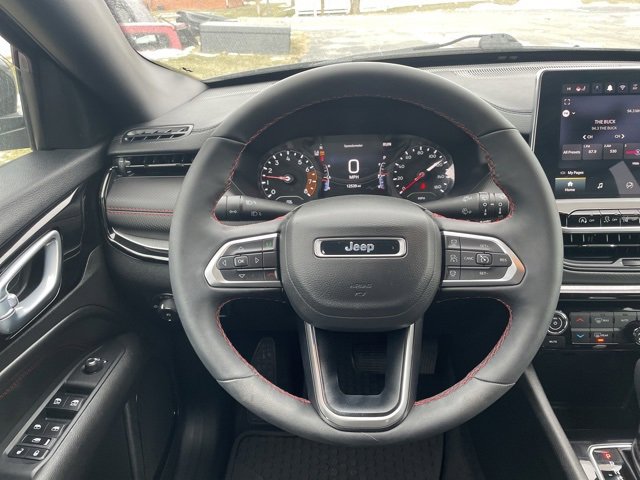 Used 2024 Jeep Compass Trailhawk w/ Trailhawk Convenience Group image 20