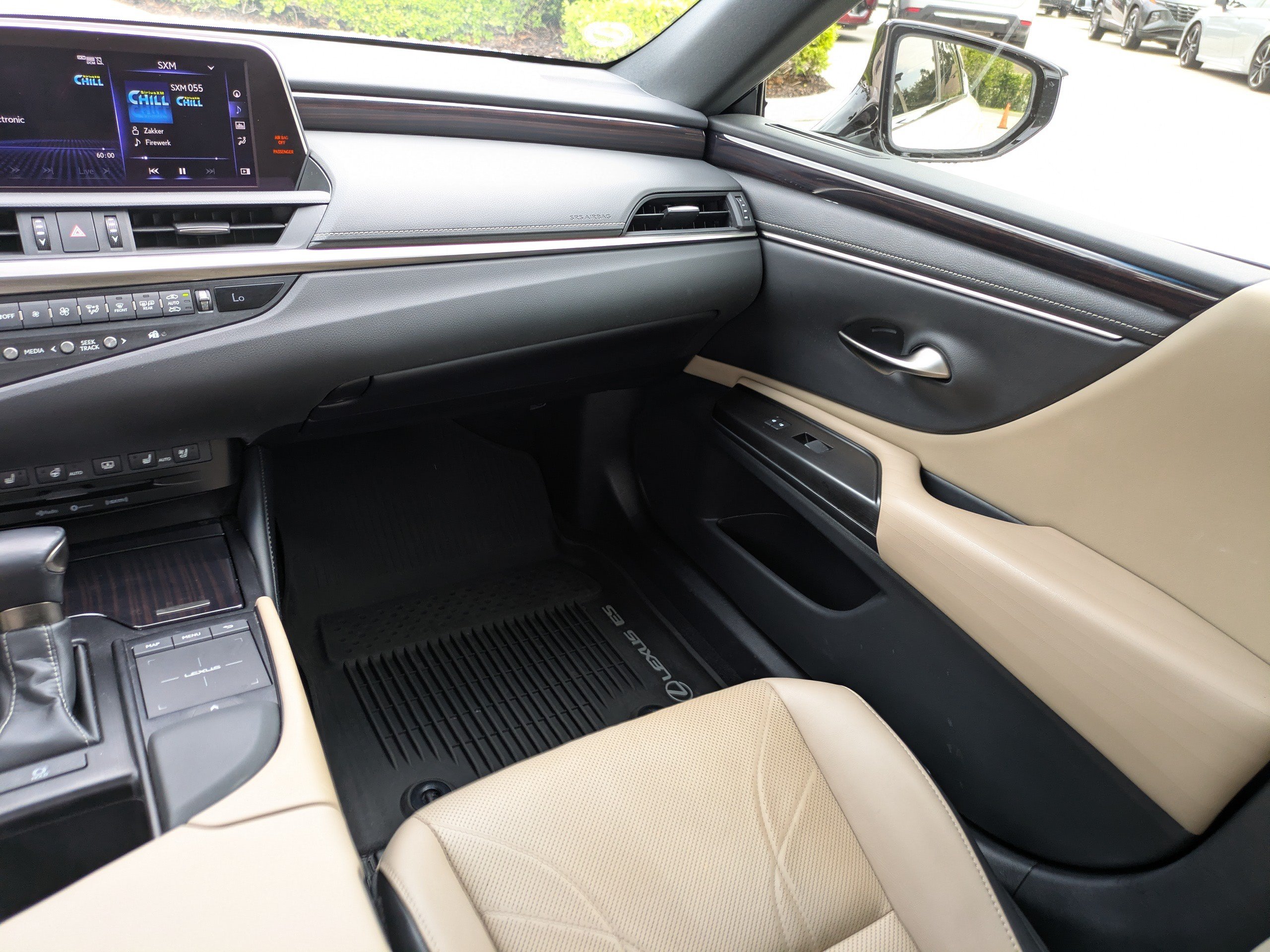 Used 2019 Lexus ES 350 w/ Accessory Package 2 FWD image 16