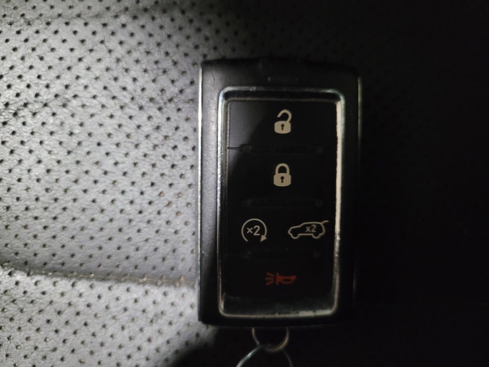 Used 2022 Jeep Grand Cherokee L Laredo AWD/4WD image 32