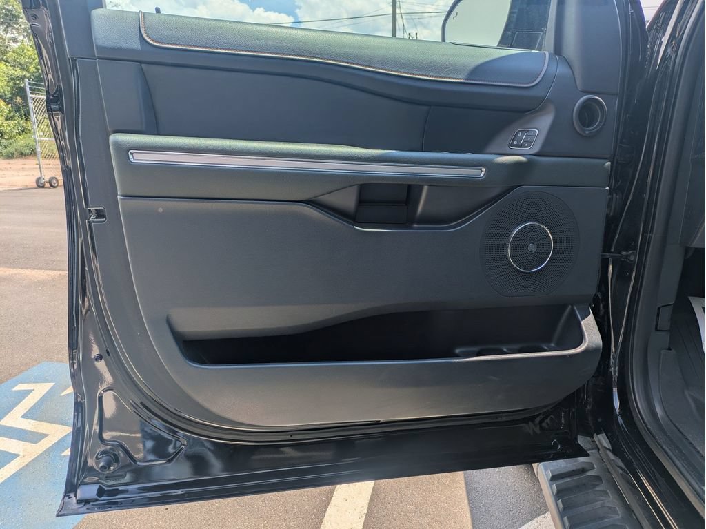 Used 2022 Ford Expedition Timberline AWD/4WD image 11