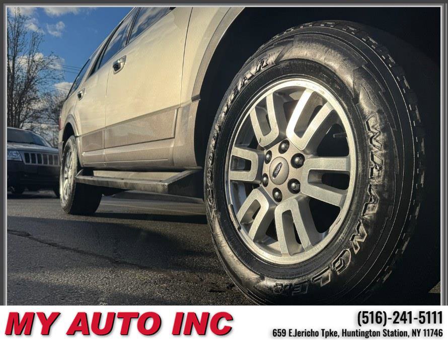 Used 2011 Ford Expedition XLT w/ 203A Rapid Spec Order Code image 8