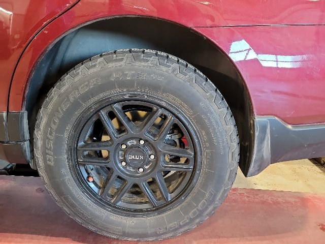 Used 2017 Subaru Outback 2.5i Limited AWD/4WD image 13