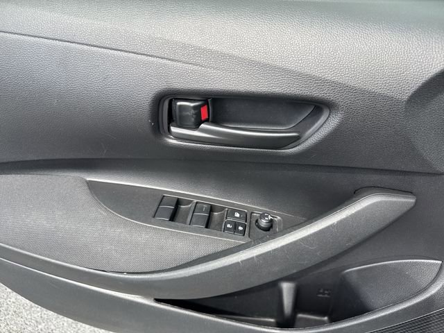 Used 2022 Toyota Corolla LE FWD image 27