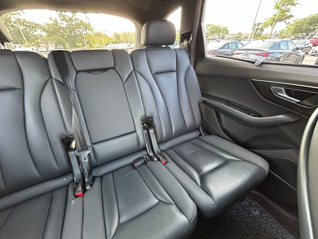 Used 2021 Audi Q7 3.0T Premium Plus w/ Executive Package AWD/4WD image 14