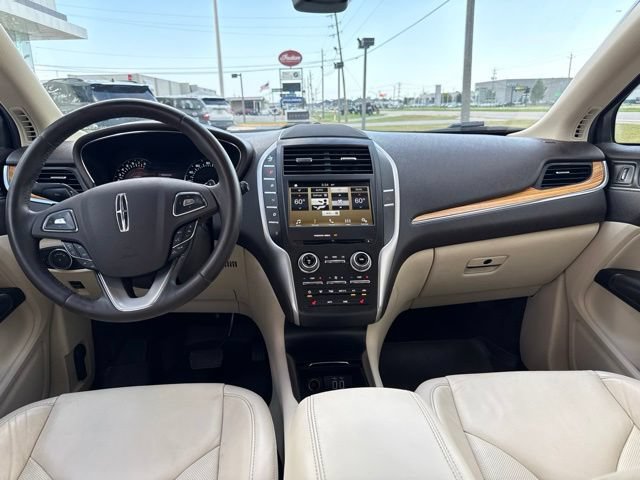 Used 2016 Lincoln MKC Select w/ Lincoln MKC Climate Package AWD/4WD image 9