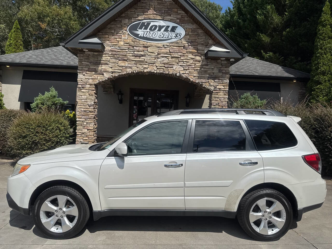 Used 2010 Subaru Forester 2.5XT Limited w/ Popular Equipment Group 1A