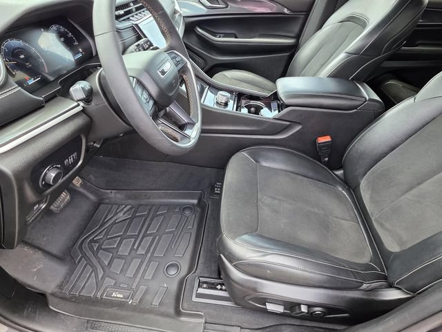 Used 2023 Jeep Grand Cherokee L Laredo AWD/4WD image 6
