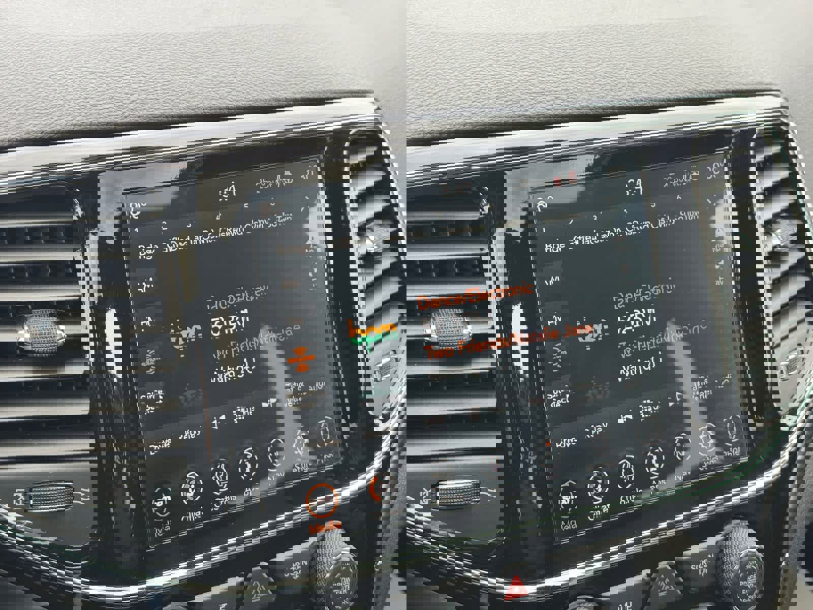 Used 2020 Jeep Grand Cherokee Altitude image 6