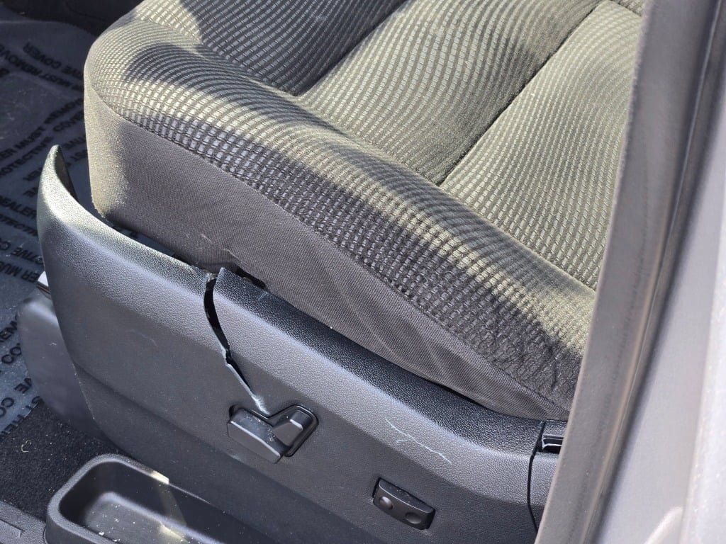 Used 2020 Dodge Grand Caravan SE FWD image 21