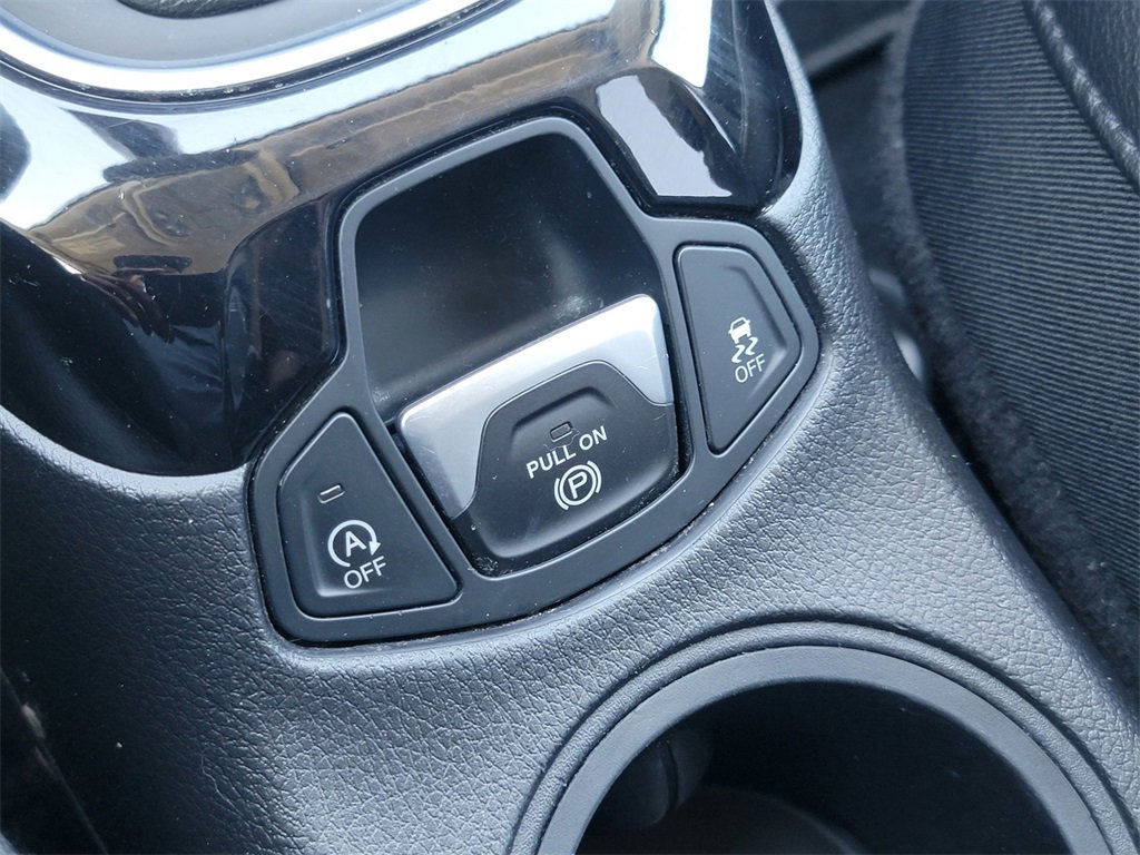 Used 2019 Jeep Compass Altitude image 29