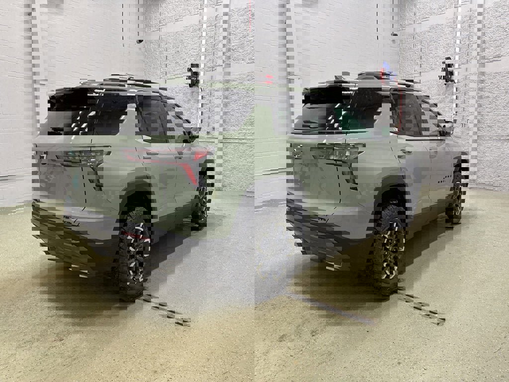 New 2026 Chevrolet Equinox ACTIV w/ Convenience Package III image 3