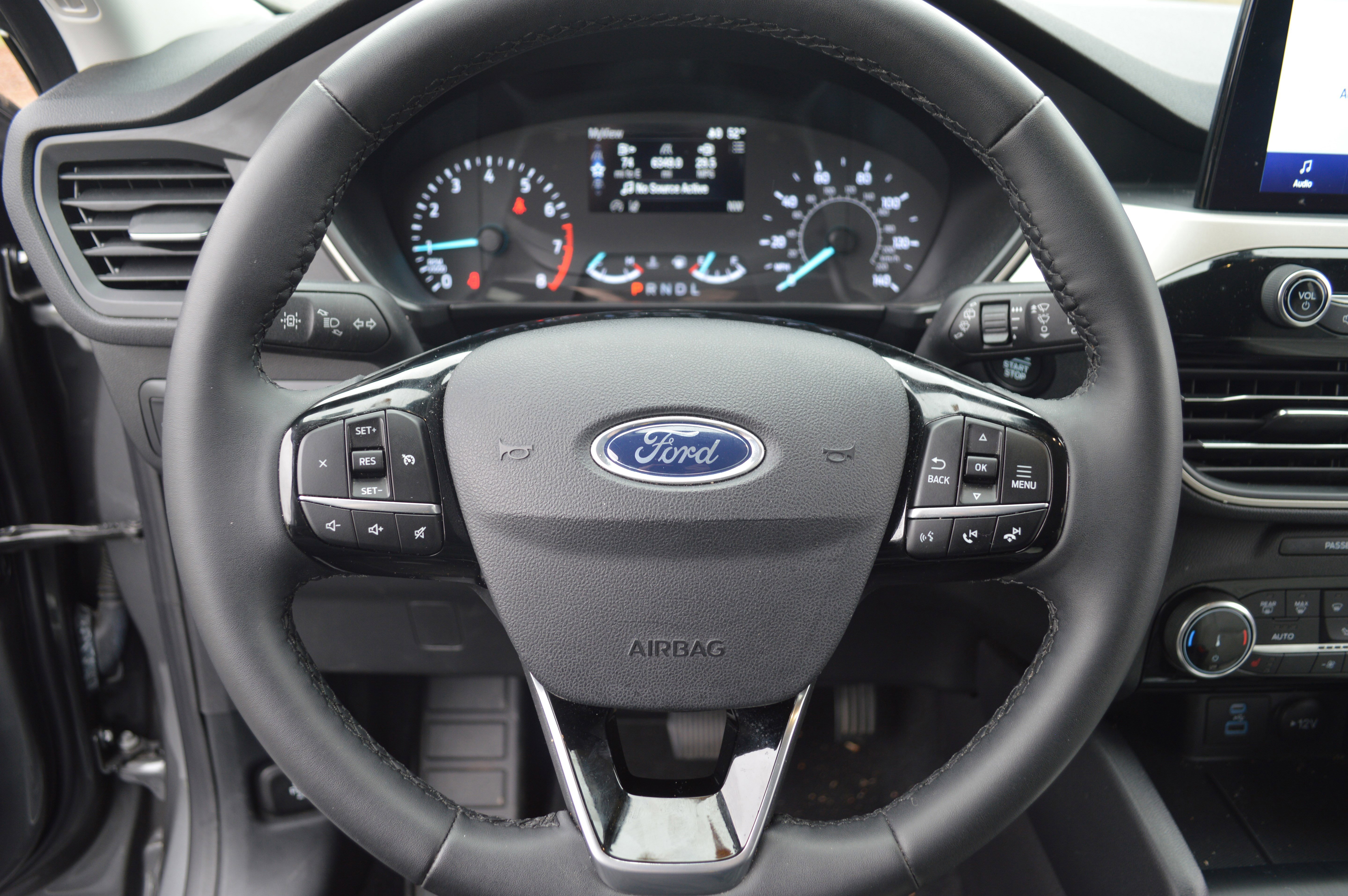 Used 2022 Ford Escape SE w/ Convenience Package image 13