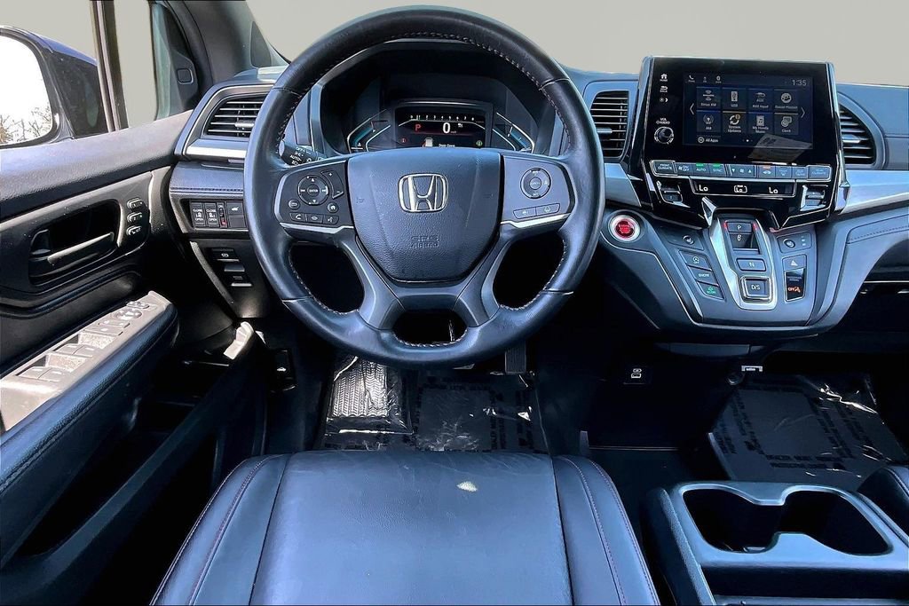 Used 2024 Honda Odyssey Sport image 9