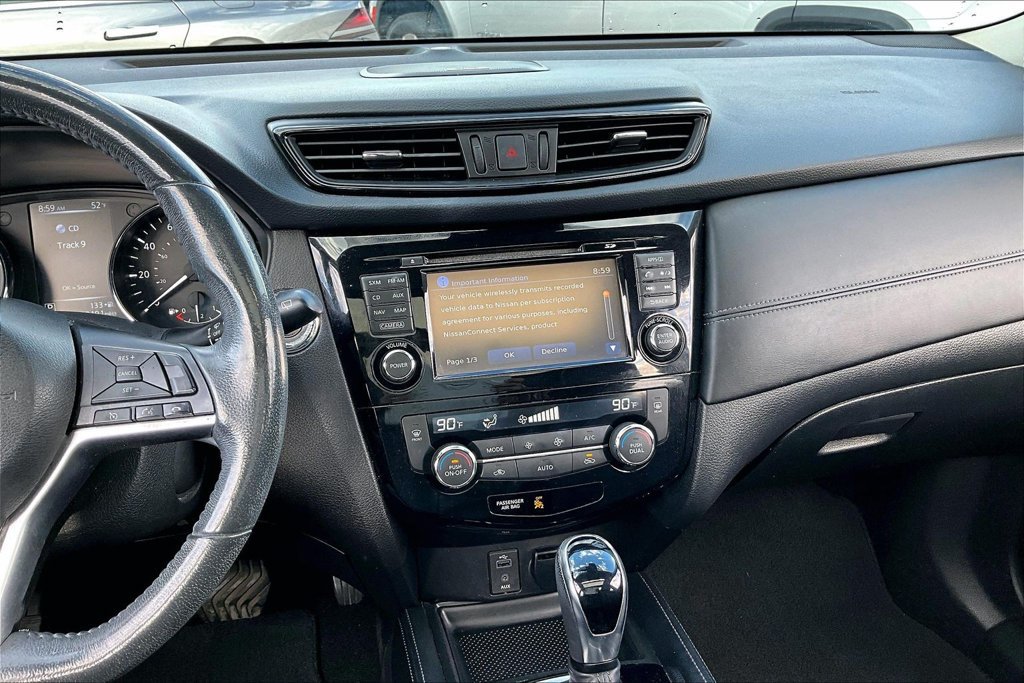 Used 2017 Nissan Rogue SL w/ SL Premium Package FWD image 13