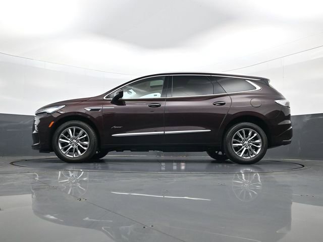 Used 2023 Buick Enclave Avenir w/ Avenir Technology Package image 29