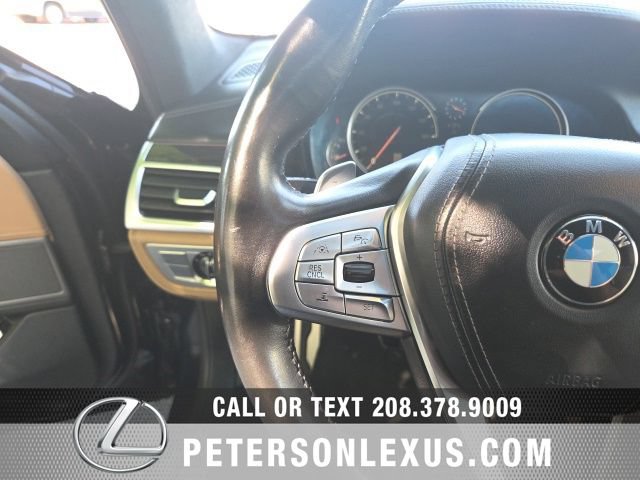 Used 2018 BMW 750i RWD image 27