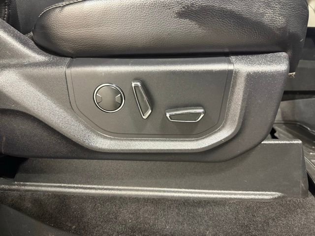 Used 2015 Ford F150 Lariat w/ Equipment Group 502A Luxury image 27