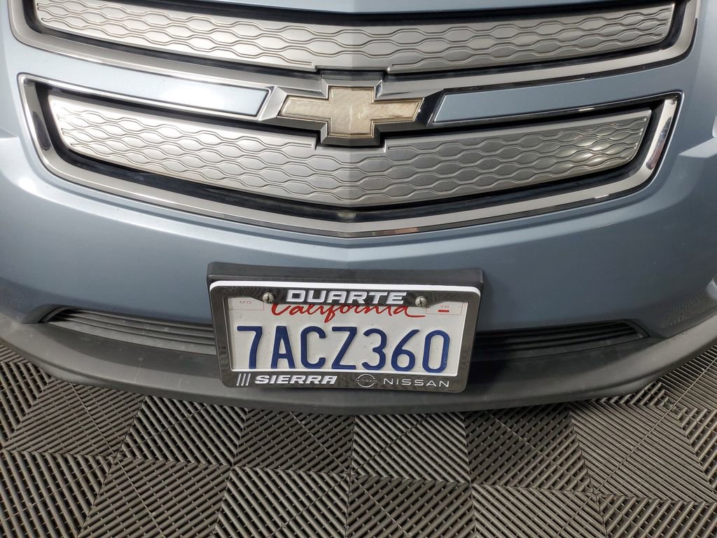 Used 2013 Chevrolet Volt FWD image 10