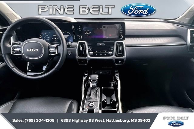 Used 2023 Kia Sorento SX image 13