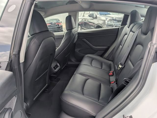 Used 2023 Tesla Model 3 Standard Range image 13