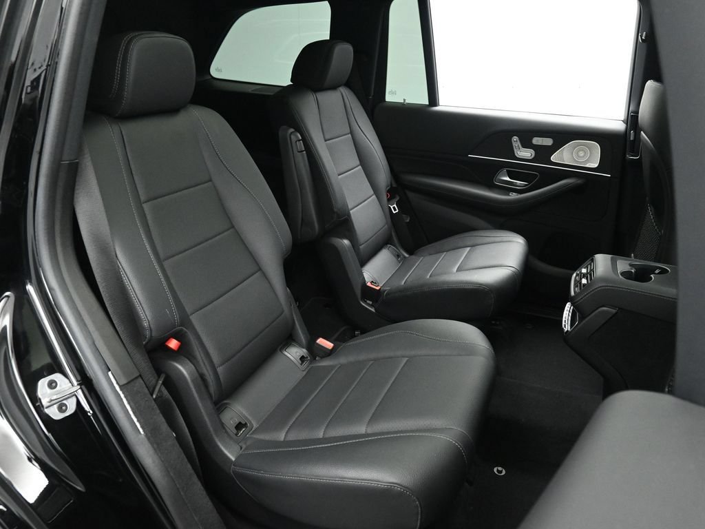 Used 2022 Mercedes-Benz GLS 450 4MATIC image 24