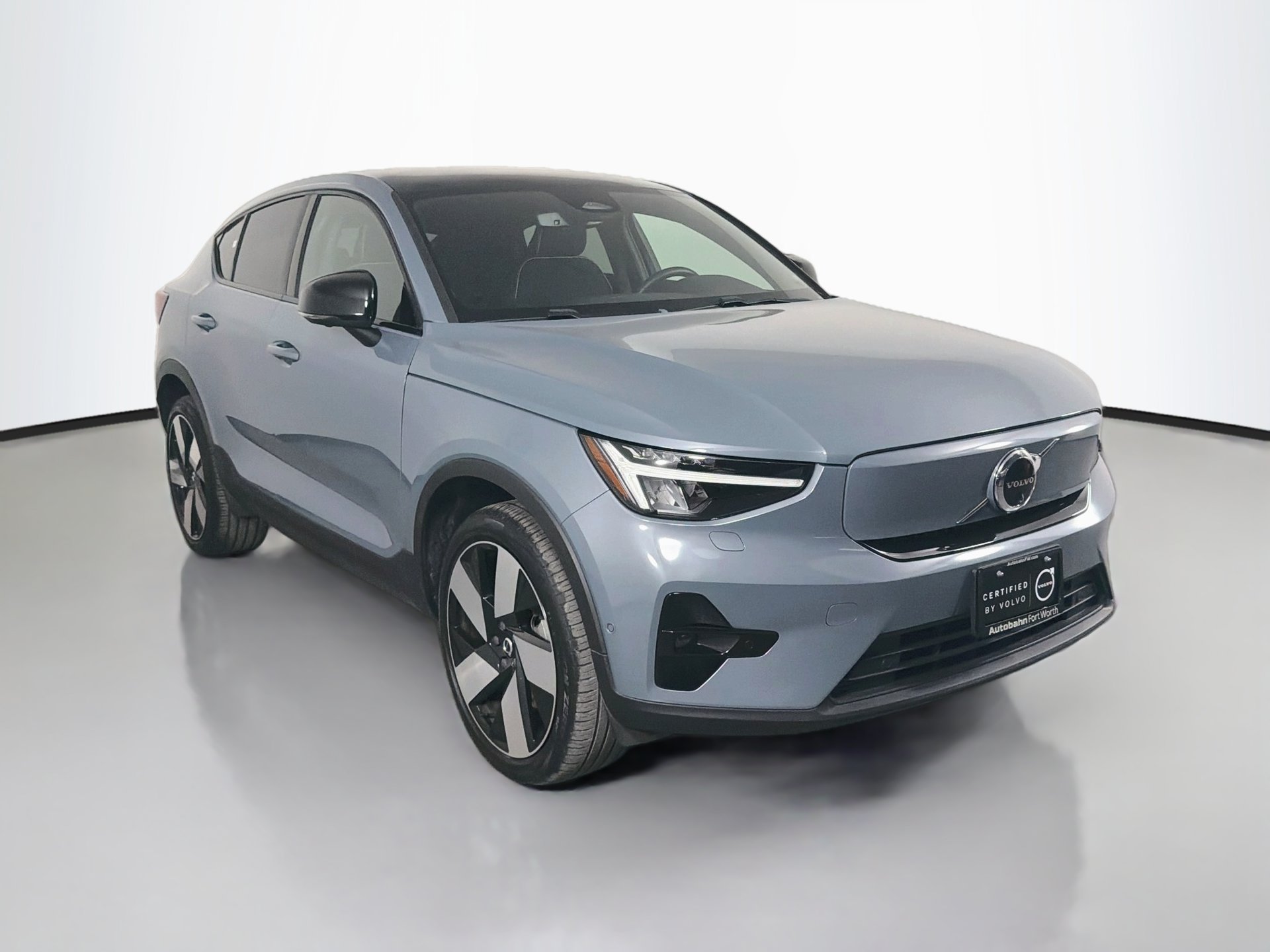 Certified 2023 Volvo C40 P8 Recharge Ultimate AWD/4WD image 3