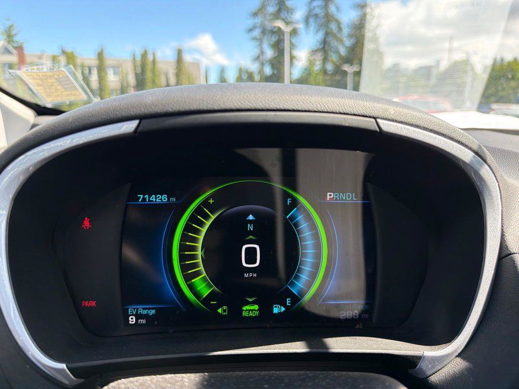 Used 2018 Chevrolet Volt LT w/ Comfort Package FWD image 16