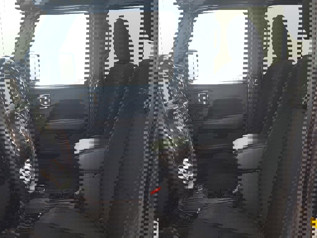 Used 2019 Jeep Wrangler Unlimited Sahara image 16