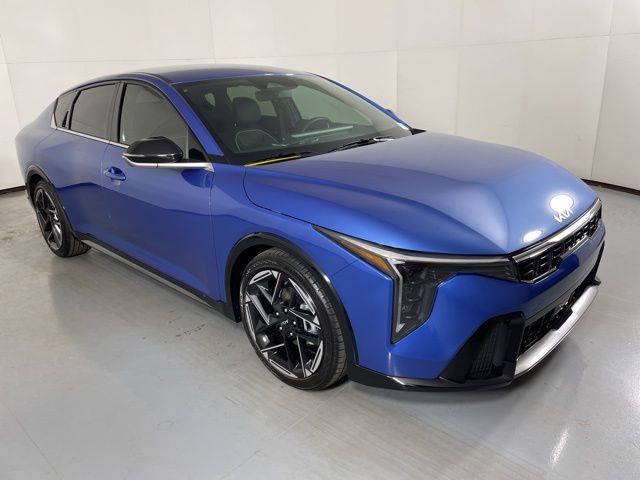 New 2025 Kia K4 GT-Line image 2