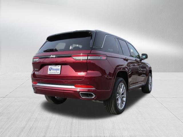 New 2025 Jeep Grand Cherokee Summit image 3