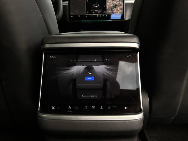Used 2024 Tesla Model X image 30