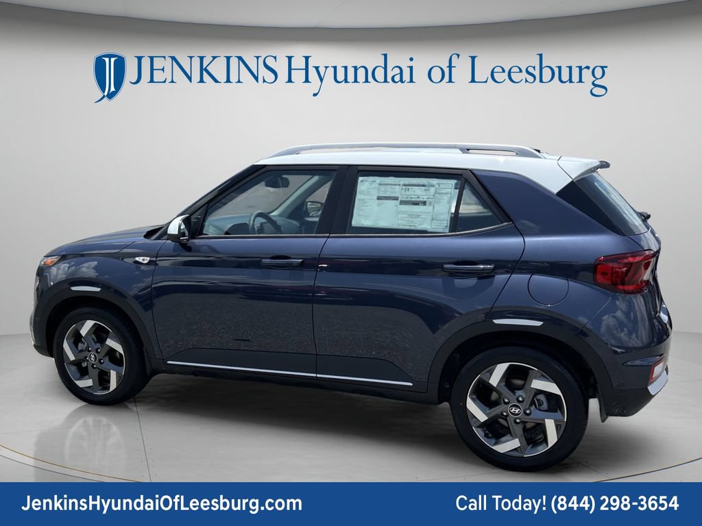 New 2026 Hyundai Venue SEL FWD image 8