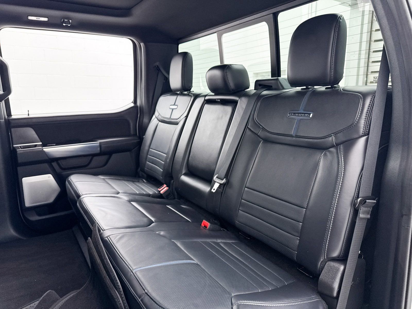 Used 2025 Ford F350 Platinum w/ Tremor Off-Road Package image 30