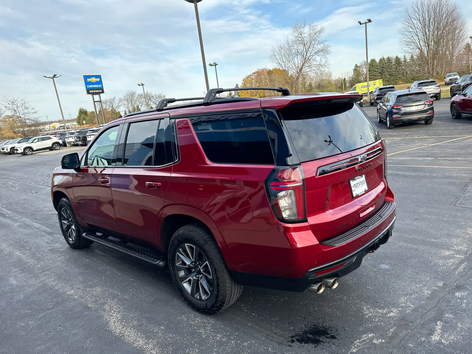 Used 2024 Chevrolet Tahoe Z71 w/ Z71 Off-Road Package image 11