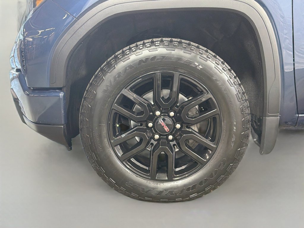Used 2023 GMC Sierra 1500 Pro w/ Graphite Edition AWD/4WD image 30