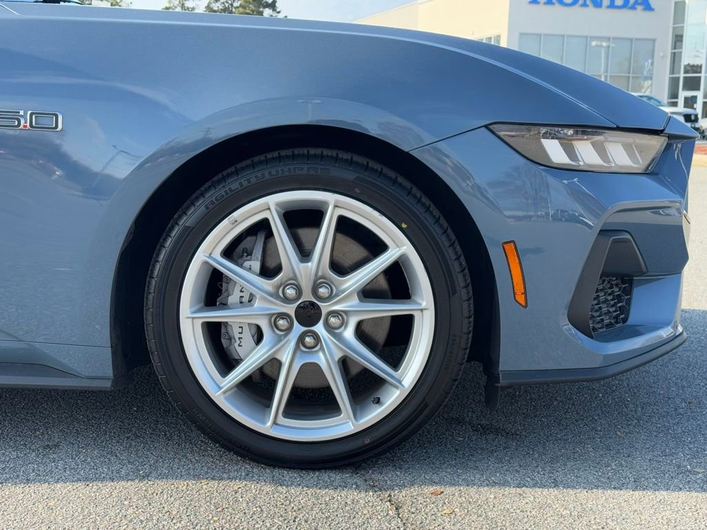 Used 2024 Ford Mustang GT Premium image 43