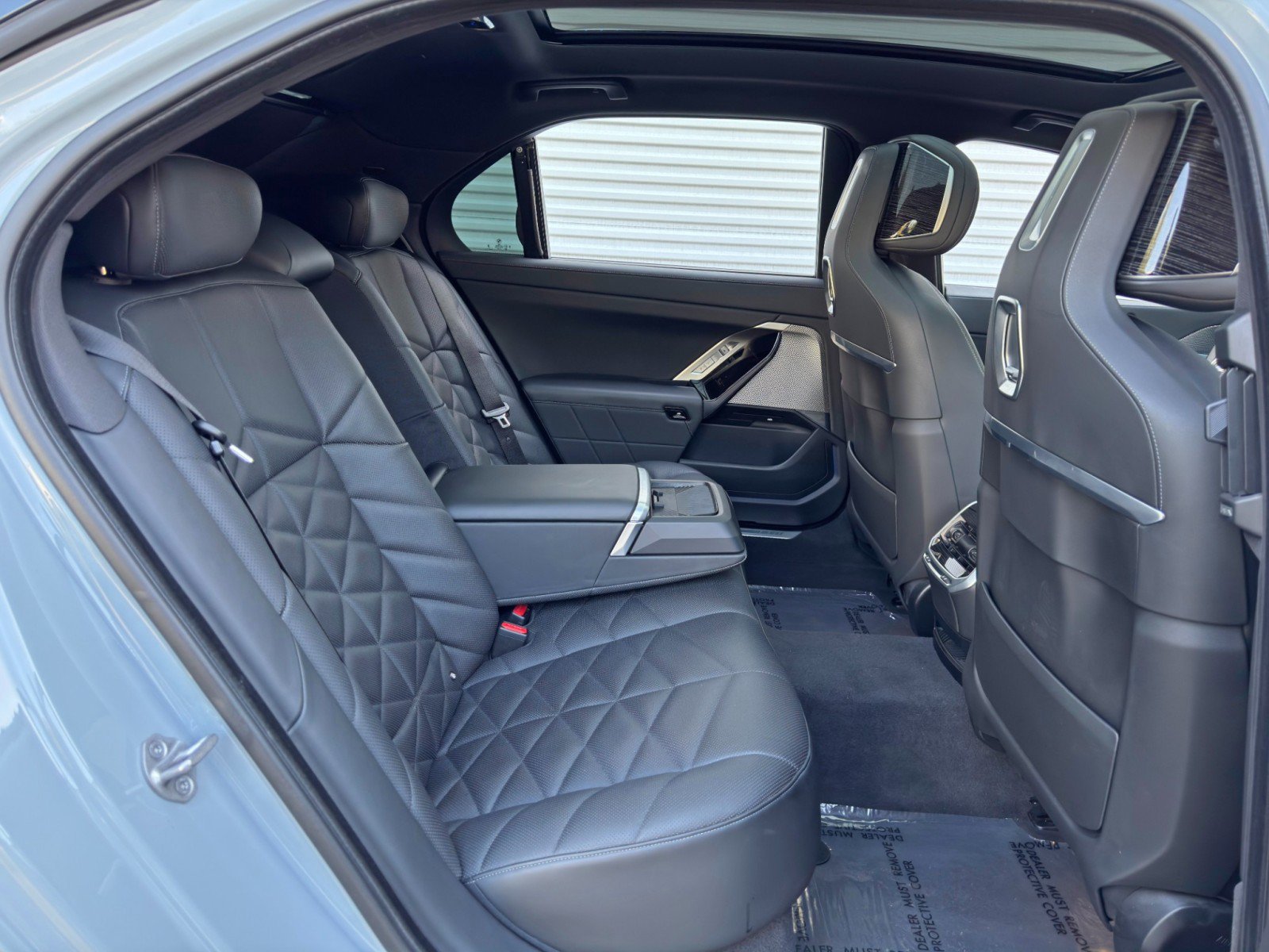 Used 2023 BMW 740i RWD image 45